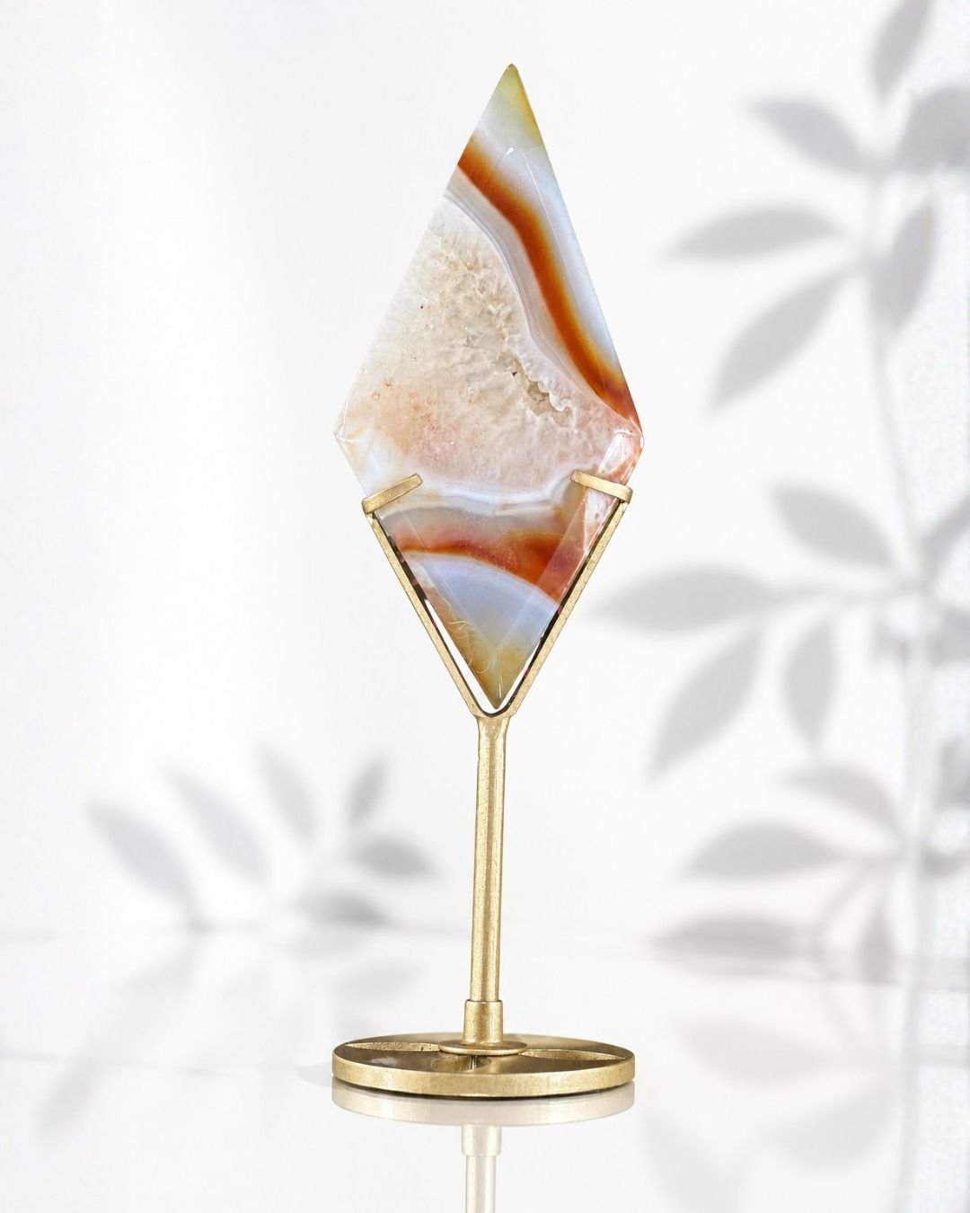 Diamante de Cornalina en stand - Imagen 3