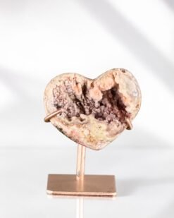 Corazón de Amatista Rosa en Stand