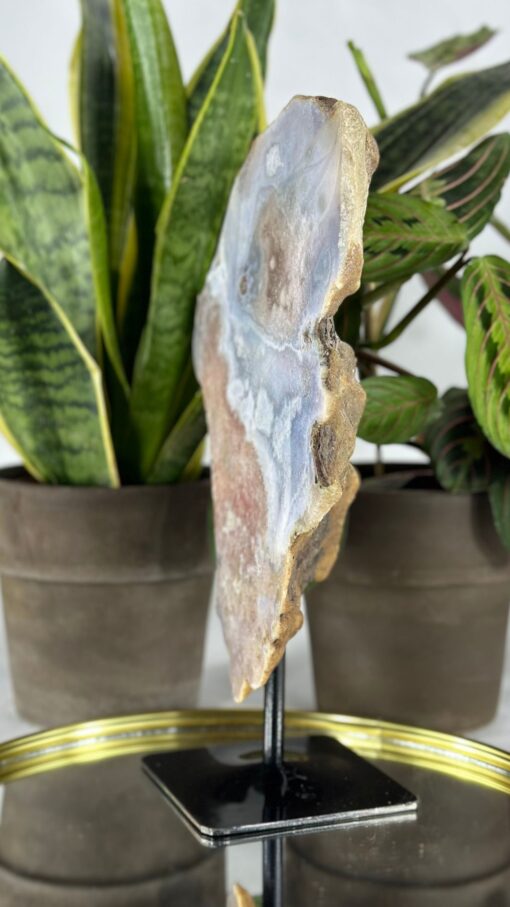 Slab de Amatista Rosa en stand - Imagen 2