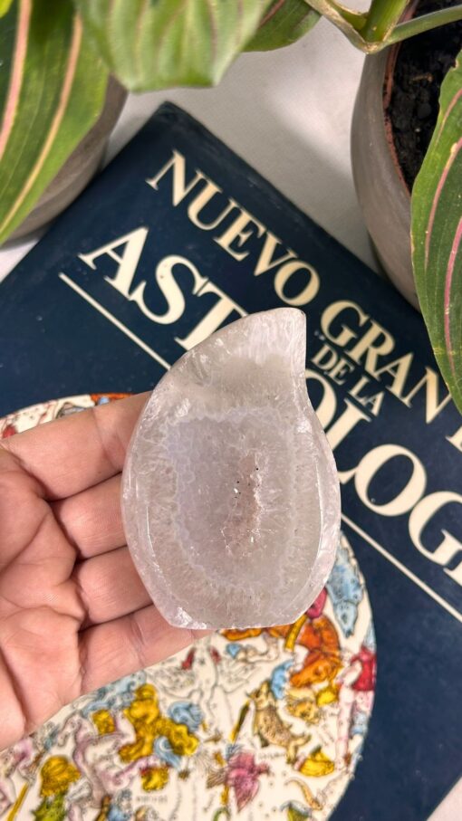 Ágata con Drusa de Cuarzo