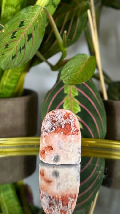 Amatista Rosa en Mini Geoda 26