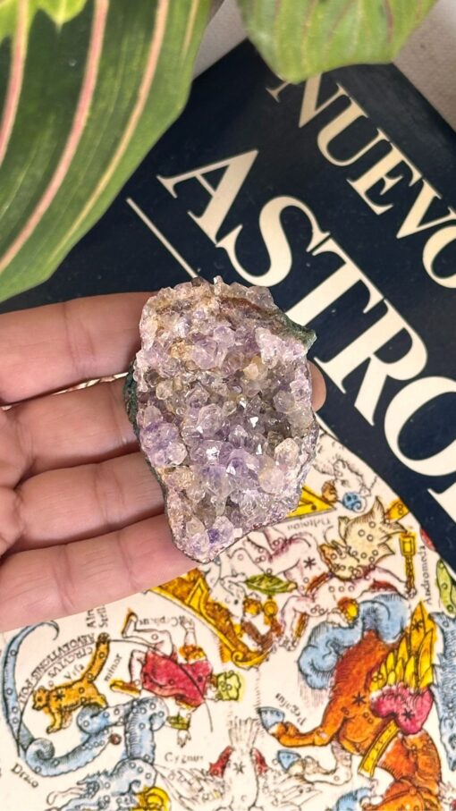 Geoda de amatista rosa 4
