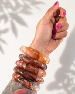 brazalette cuarzo de fuego mano